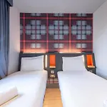Easyhotel 3* Dublin