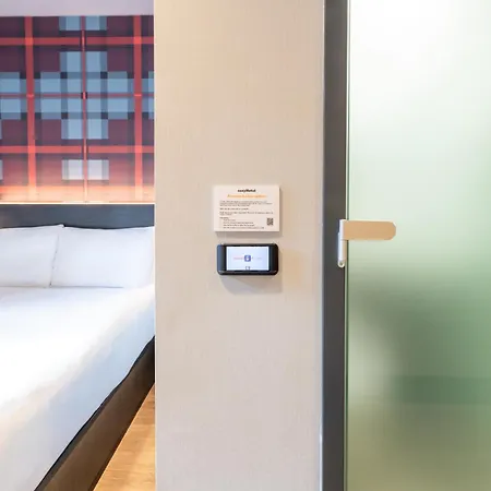 Hotel Easyhotel Dublin