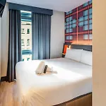 Easyhotel فندق