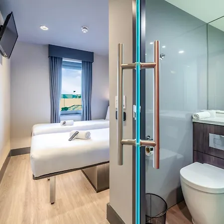 فندق Easyhotel