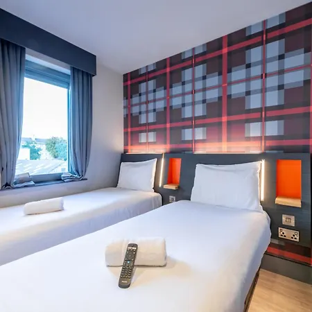 Easyhotel Hotel