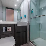 Easyhotel 3*