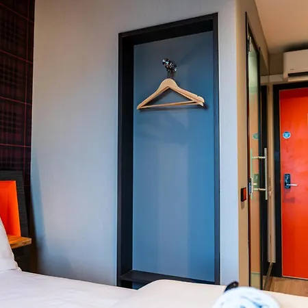 ホテル Easyhotel