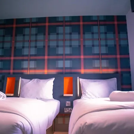 Easyhotel ホテル