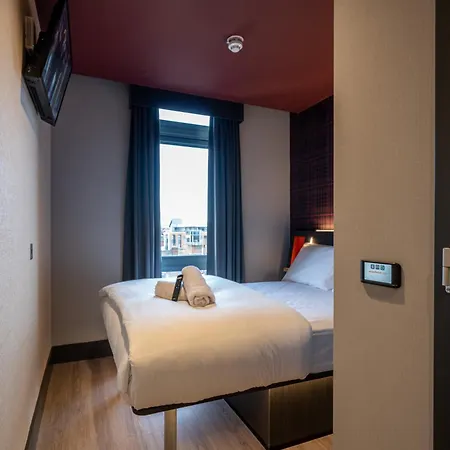 ホテル Easyhotel ダブリン