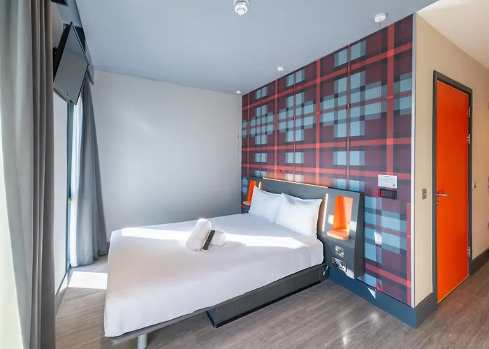 Easyhotel 3* דבלין